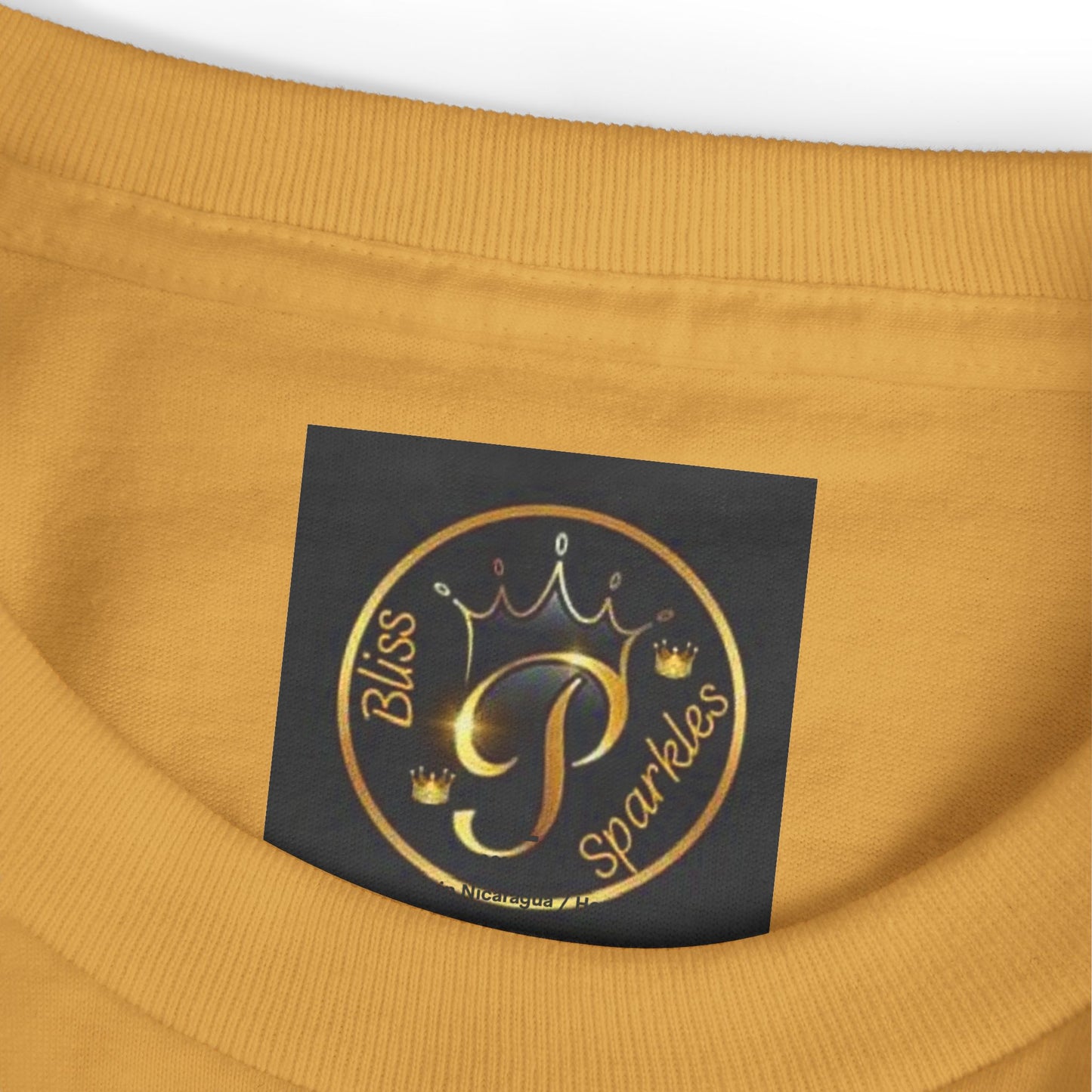 Dreamer T-Shirt - Unisex Garment-Dyed Heavyweight Cotton Tee with 'Chase your DREAMS' Design